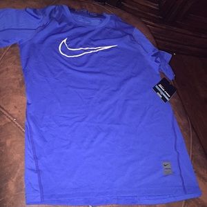 Nike pro size large dri fit shirt new with tags